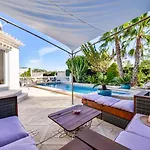 Guzman - Cathy Villa Benissa