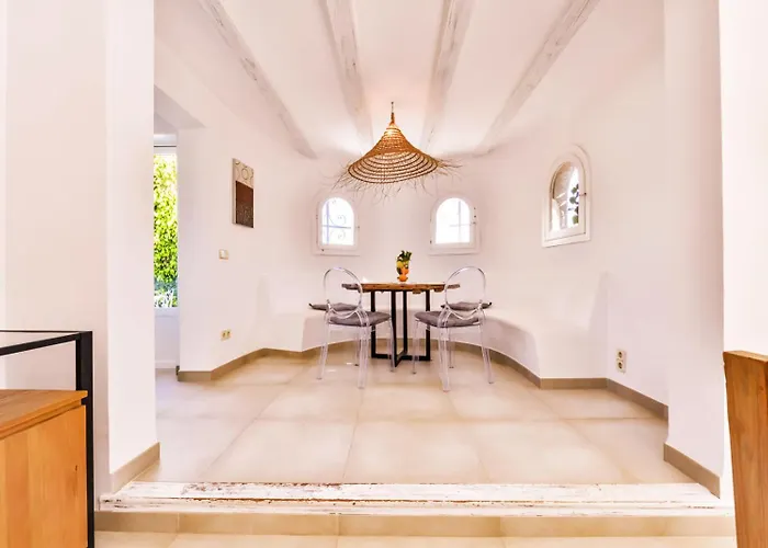 Villa Guzman - Cathy