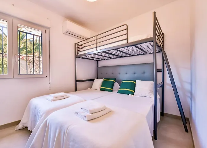 Guzman - Cathy Villa Benissa