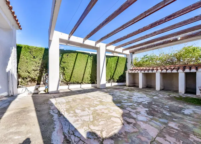 Guzman - Cathy Villa Benissa