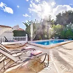 Guzman - Cathy Villa Benissa