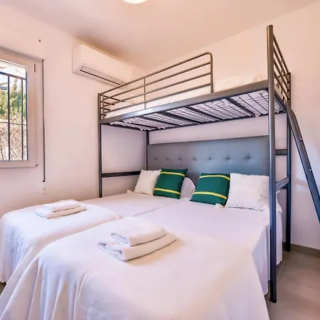 Guzman - Cathy Villa Benissa