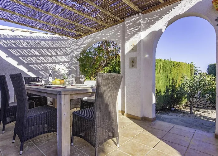 Guzman - Cathy Villa Benissa